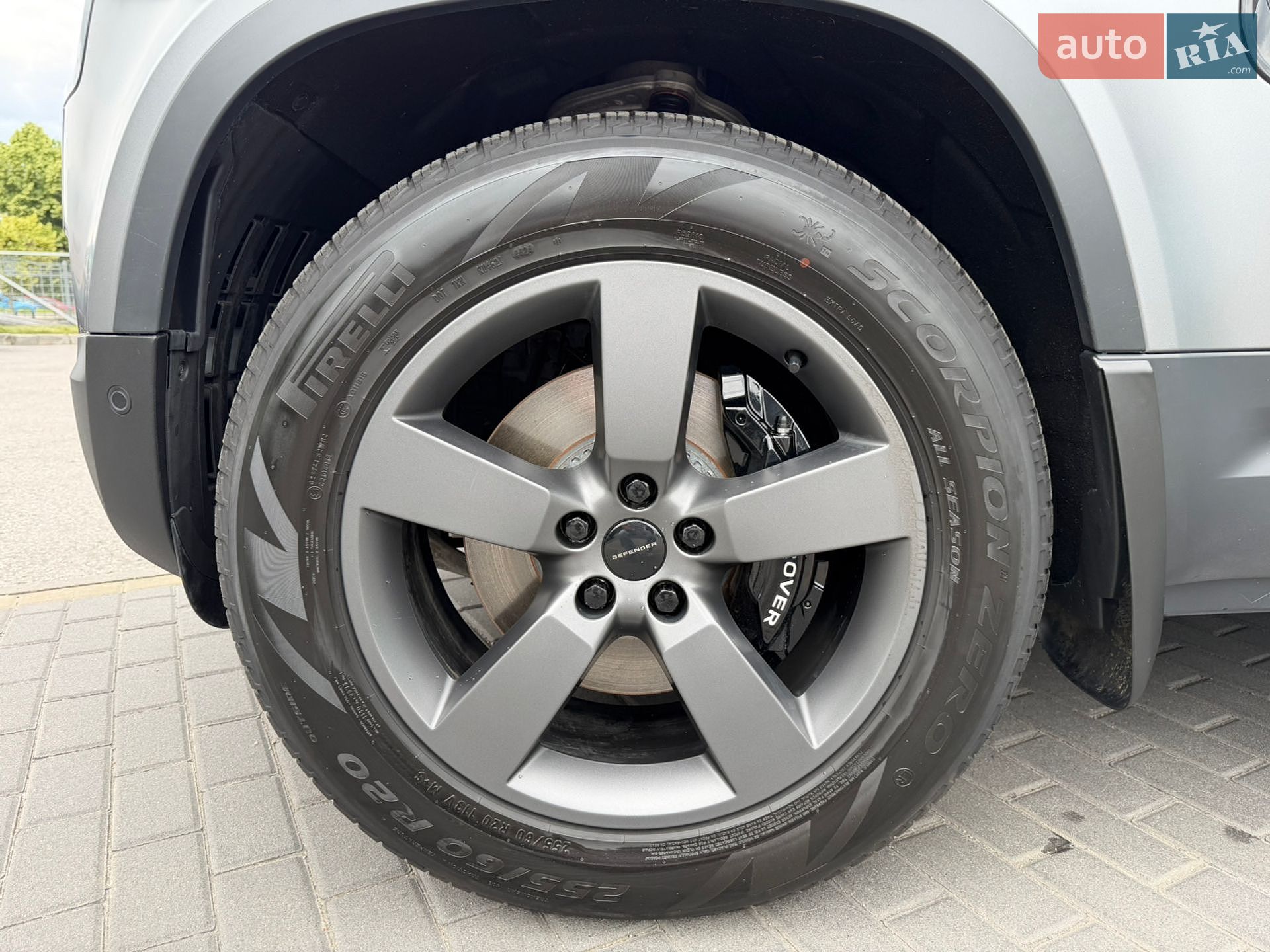 Land Rover Defender 2023 VIN SALEA7BWXR2278301 фото оголошення 13 з 32