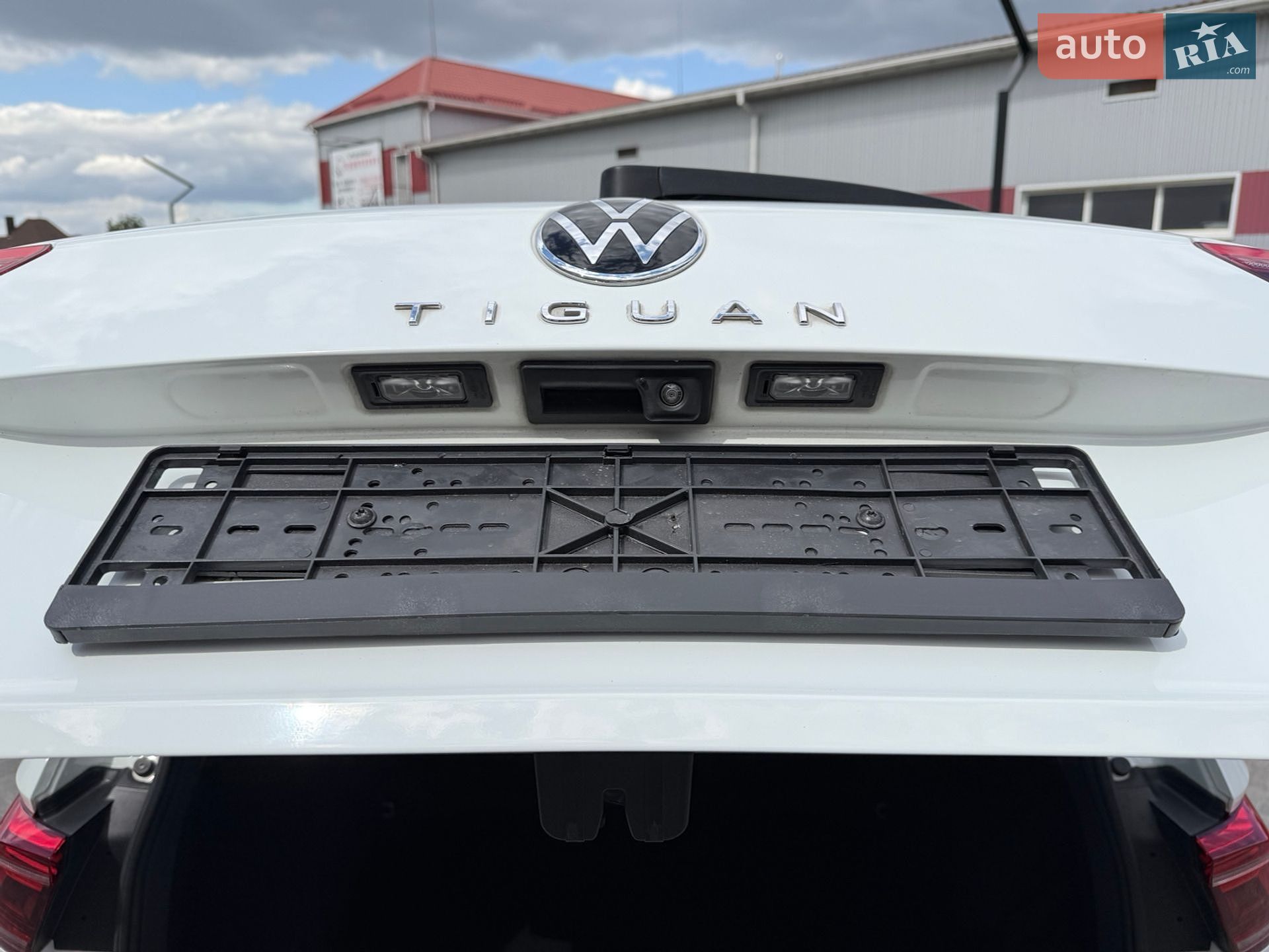 Volkswagen Tiguan 2020 VIN WVGZZZ5NZMW038097 фото оголошення 24 з 44