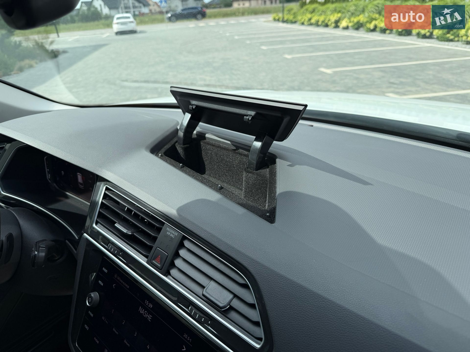 Volkswagen Tiguan 2020 VIN WVGZZZ5NZMW038097 фото оголошення 34 з 44