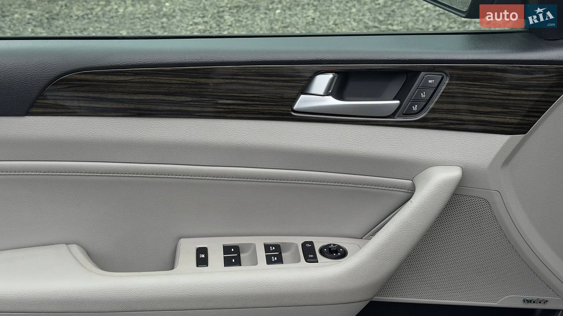Hyundai Sonata 2015 VIN KMHE54L22GA031679 фото оголошення 22 з 32