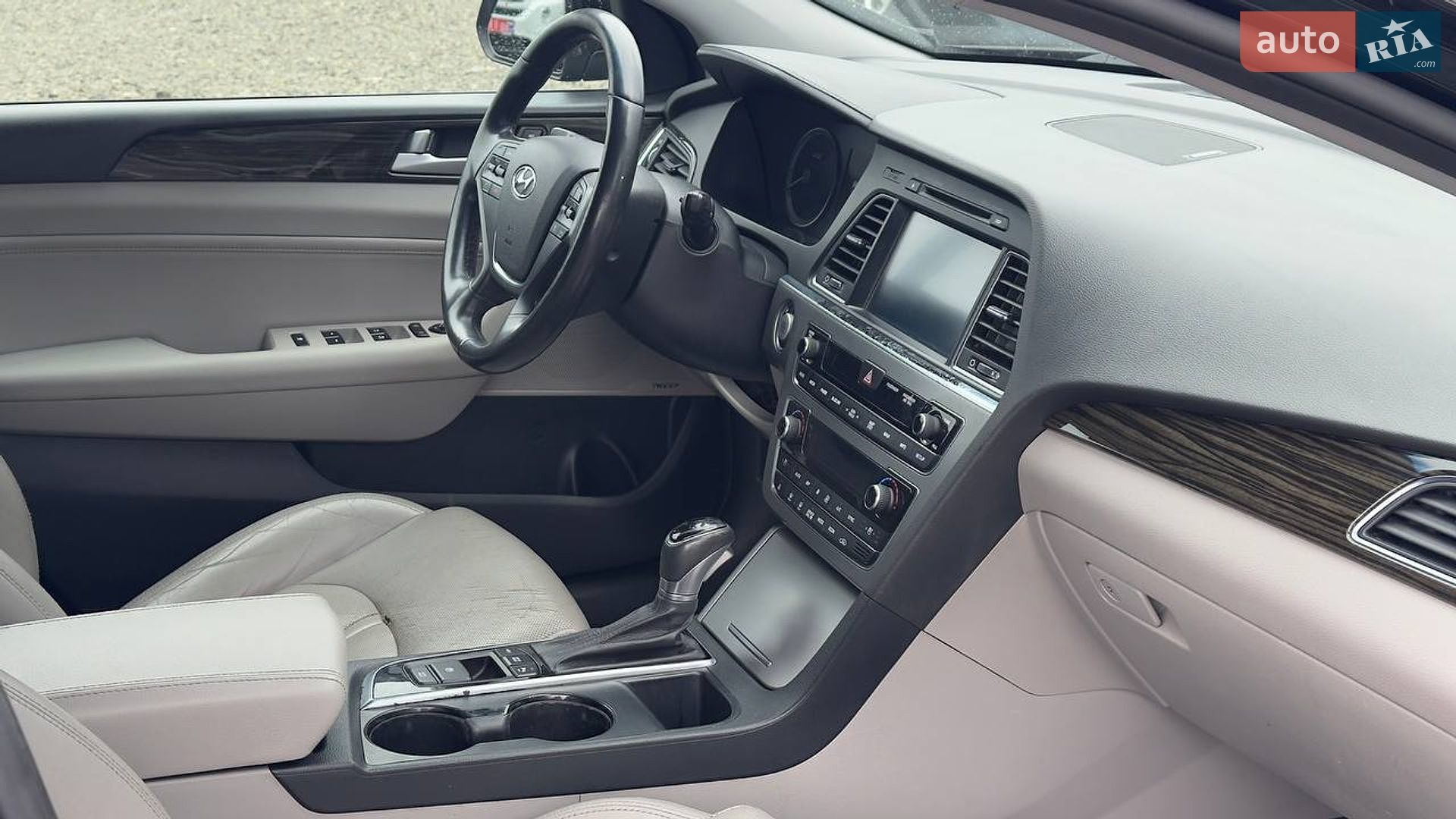 Hyundai Sonata 2015 VIN KMHE54L22GA031679 фото оголошення 14 з 32