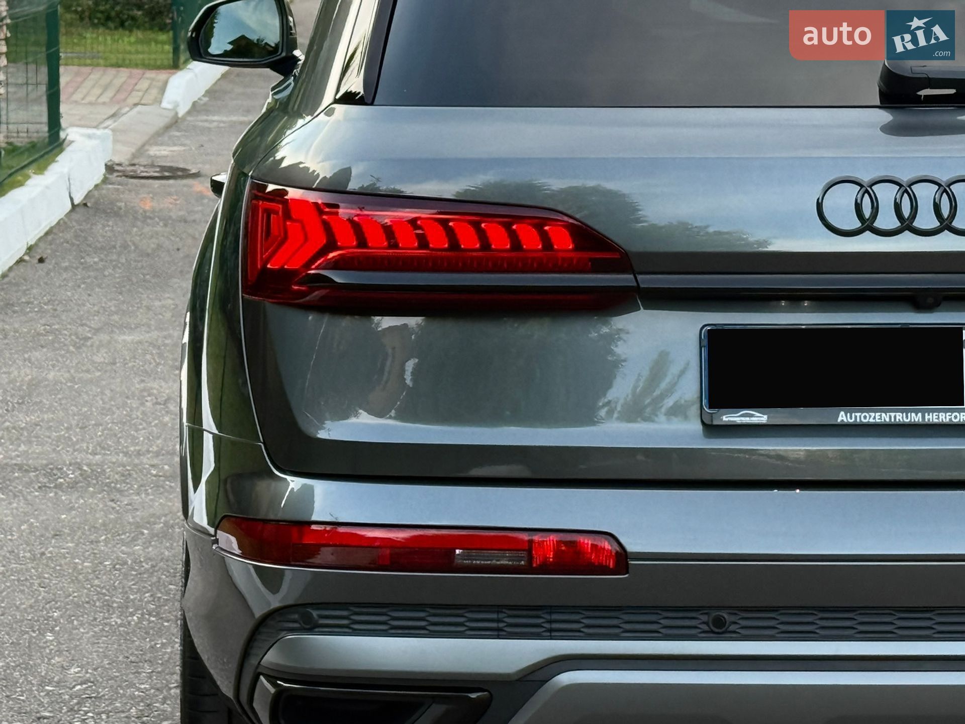 Audi Q7 2020 VIN WAUZZZ4M7LD018973 фото оголошення 13 з 116