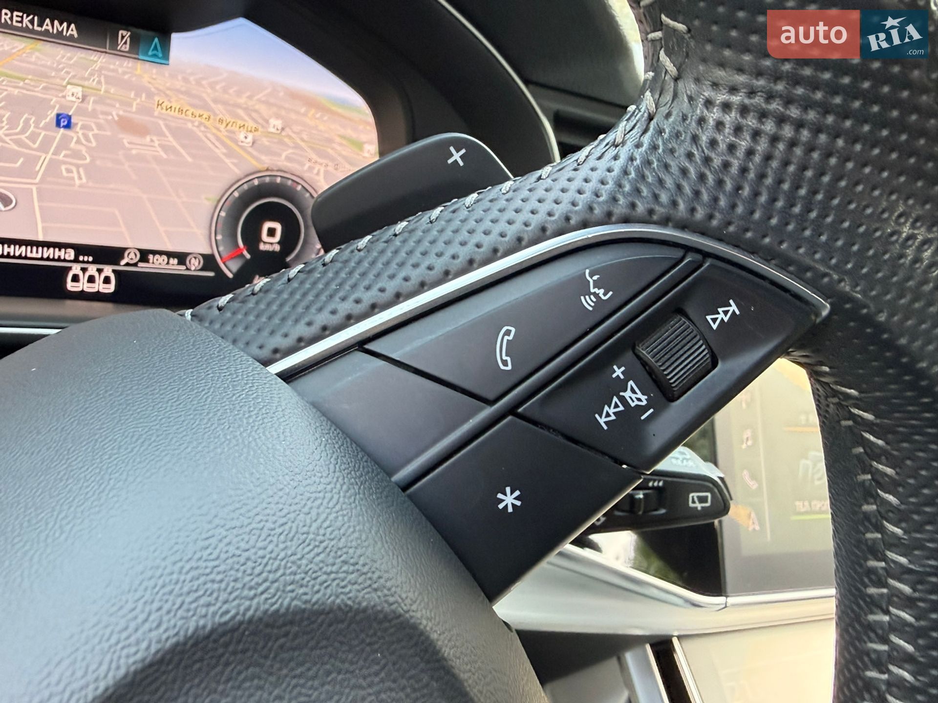 Audi Q7 2020 VIN WAUZZZ4M7LD018973 фото оголошення 44 з 116