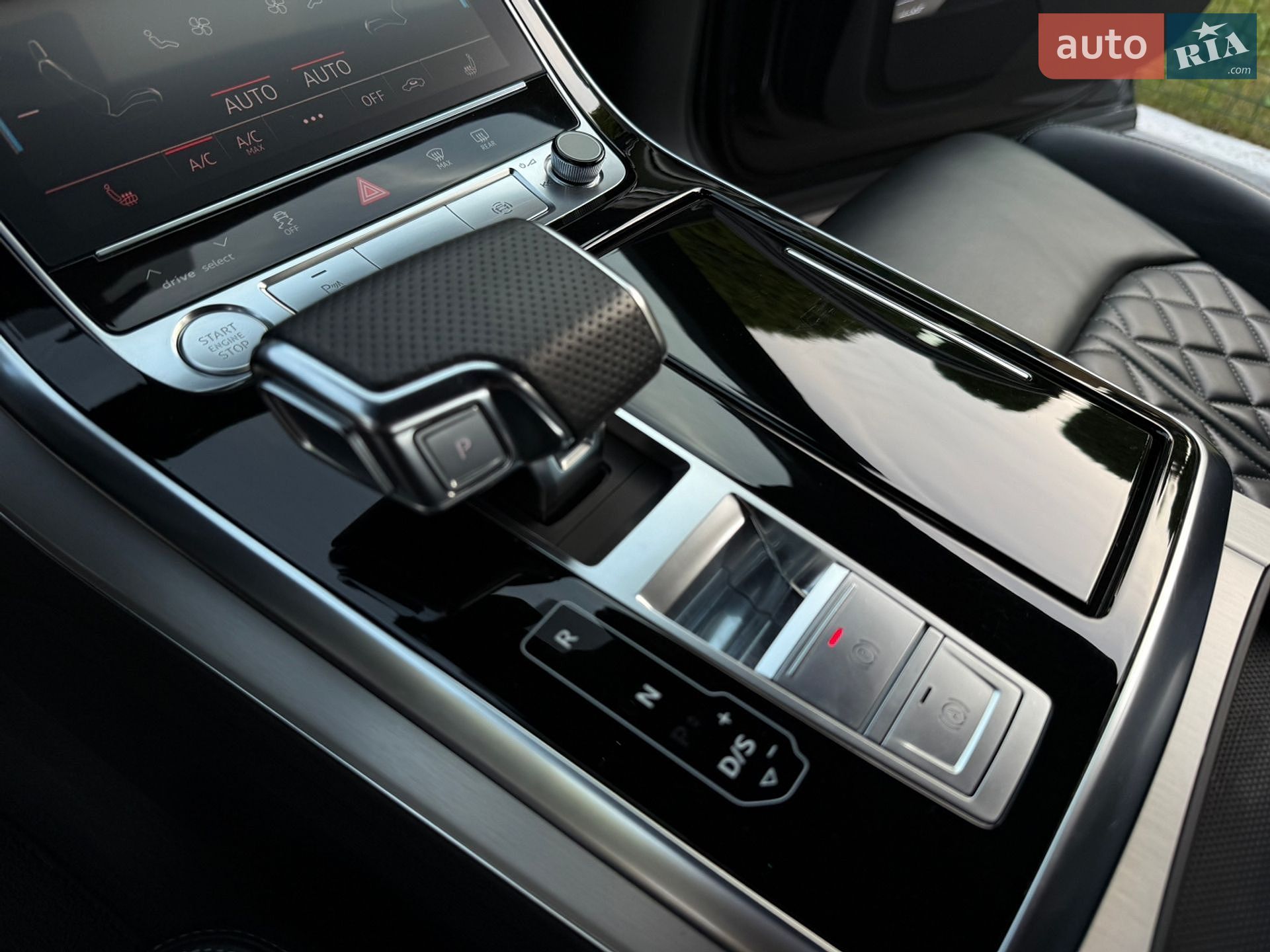 Audi Q7 2020 VIN WAUZZZ4M7LD018973 фото оголошення 55 з 116