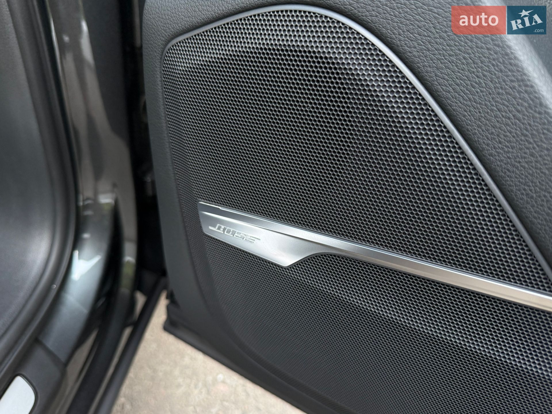 Audi Q7 2020 VIN WAUZZZ4M7LD018973 фото оголошення 64 з 116