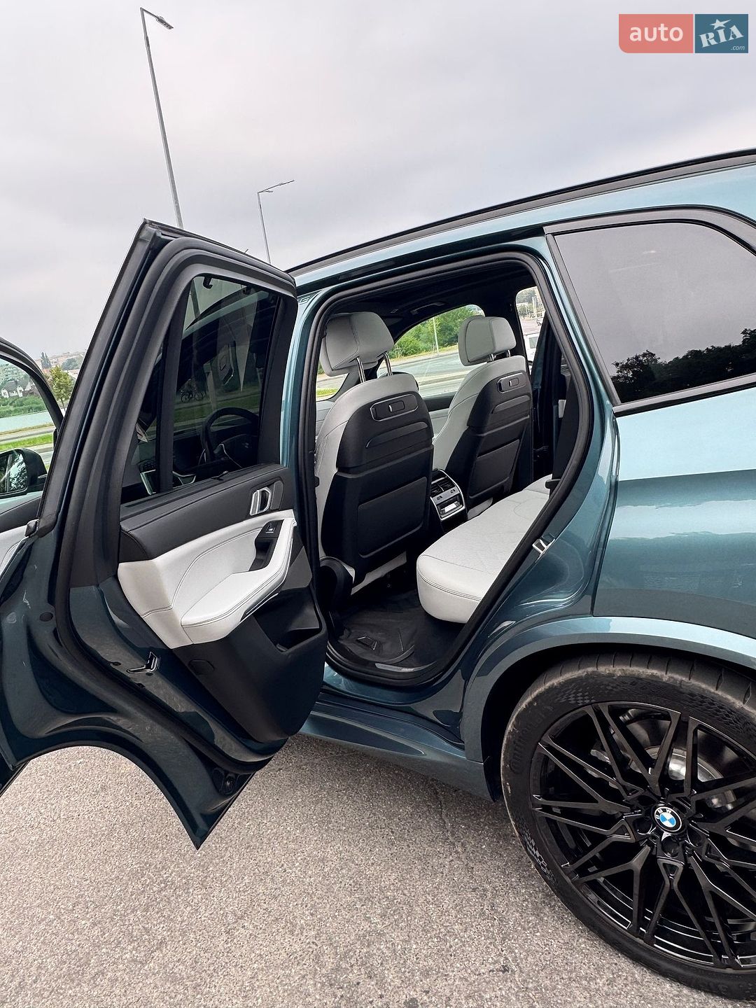 BMW X5 2023 VIN 5UX43EU0XR9S94899 фото оголошення 5 з 22