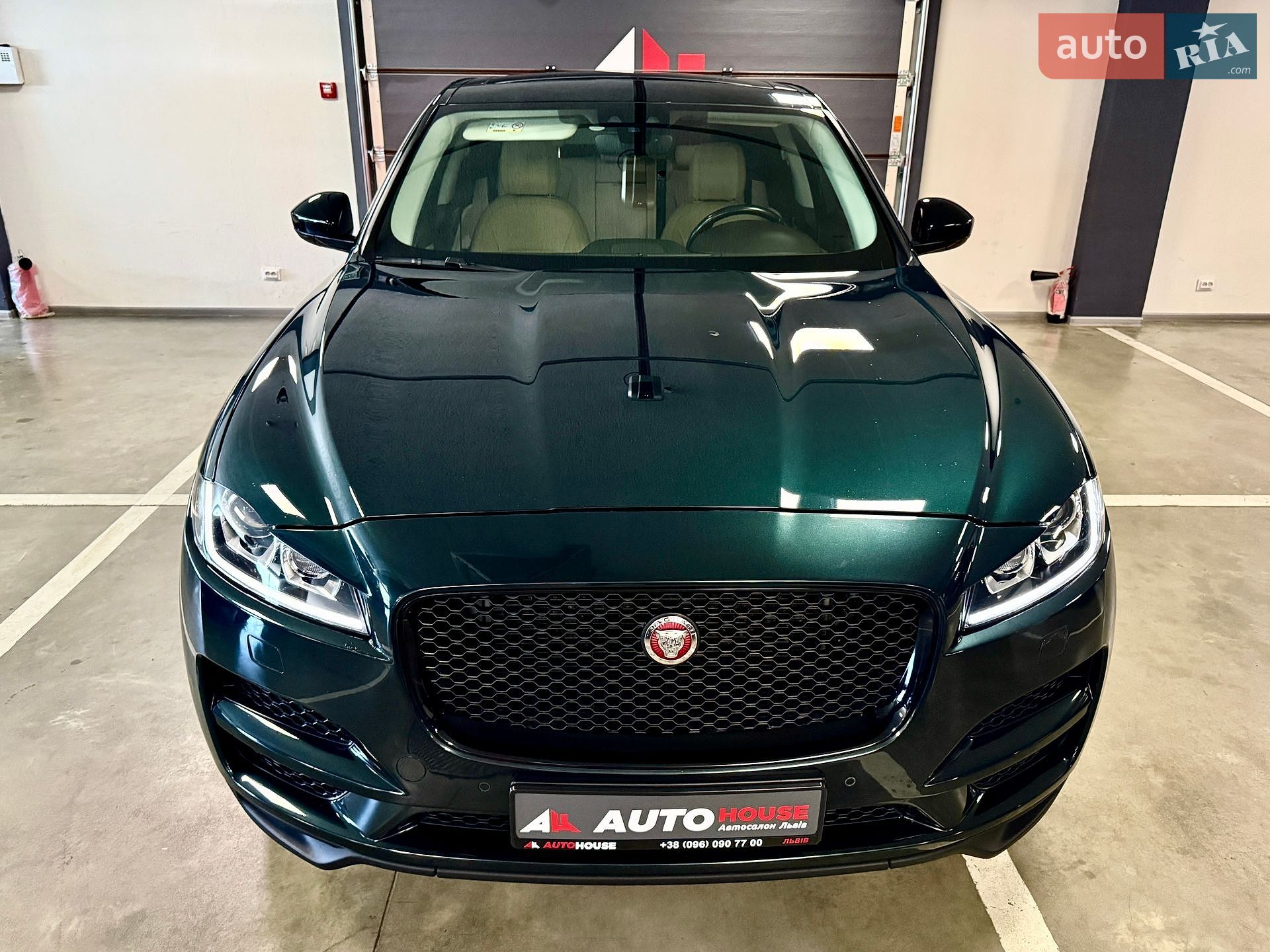 Jaguar F-Pace 2017 VIN SADCA2BNXJA290486 фото оголошення 16 з 81