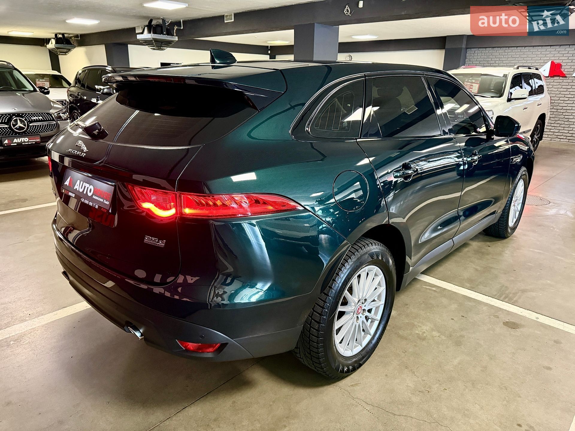 Jaguar F-Pace 2017 VIN SADCA2BNXJA290486 фото оголошення 21 з 81