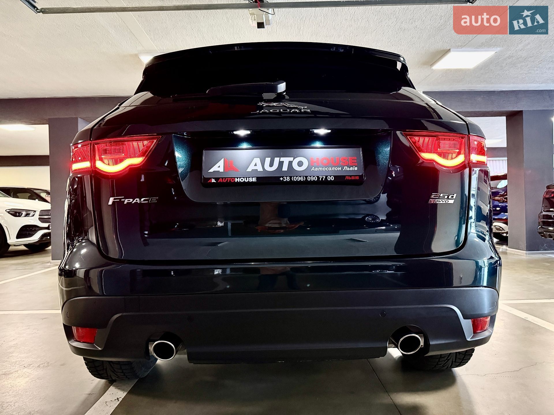 Jaguar F-Pace 2017 VIN SADCA2BNXJA290486 фото оголошення 24 з 81