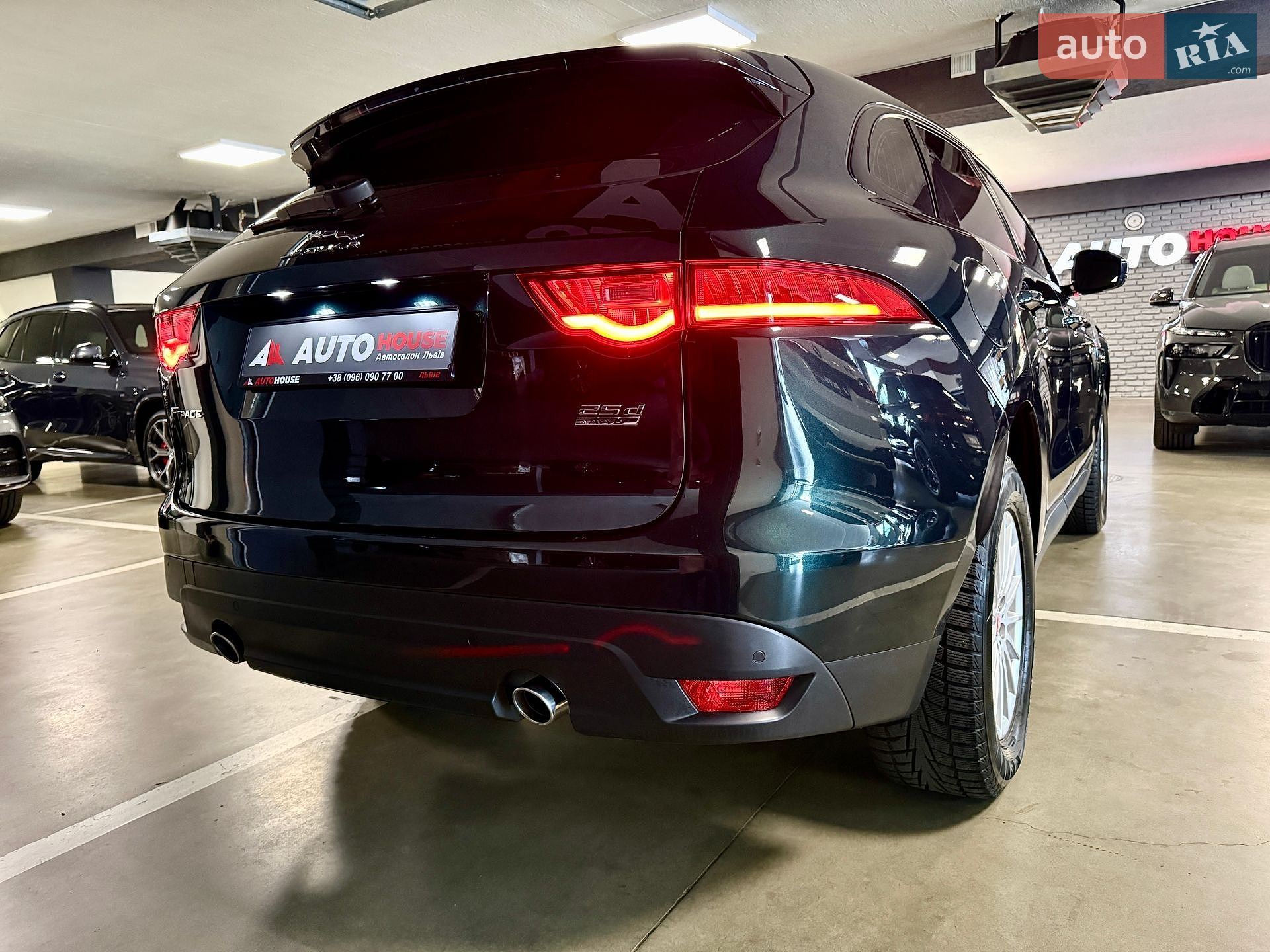 Jaguar F-Pace 2017 VIN SADCA2BNXJA290486 фото оголошення 26 з 81