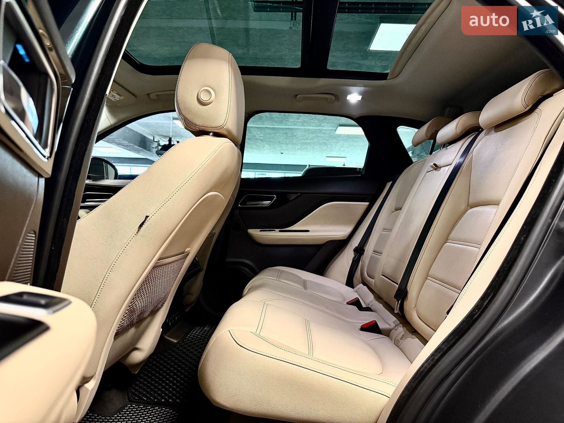Jaguar F-Pace 2017 VIN SADCA2BNXJA290486 фото оголошення 45 з 81