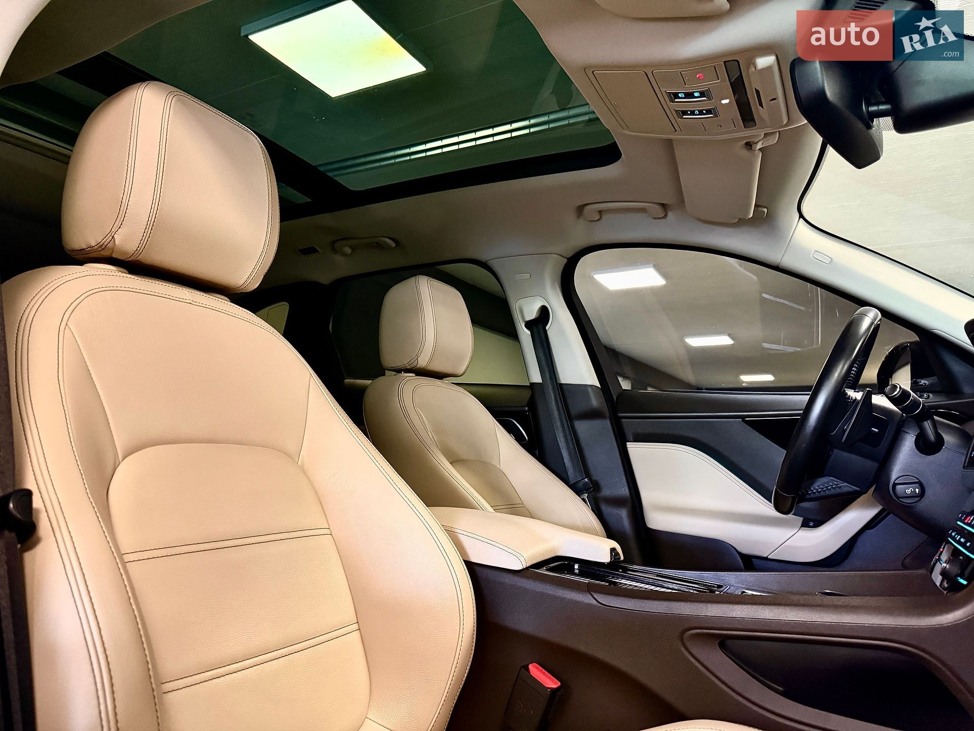 Jaguar F-Pace 2017 VIN SADCA2BNXJA290486 фото оголошення 56 з 81