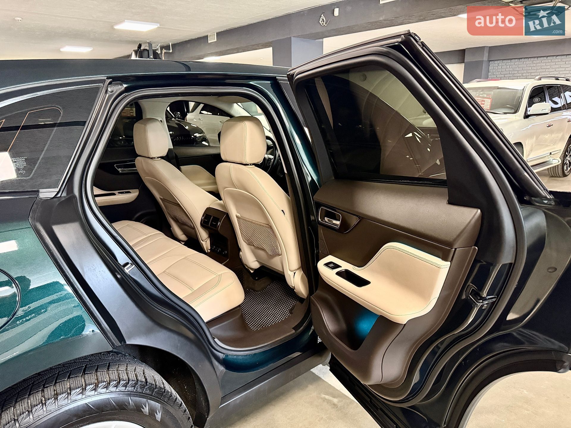 Jaguar F-Pace 2017 VIN SADCA2BNXJA290486 фото оголошення 62 з 81