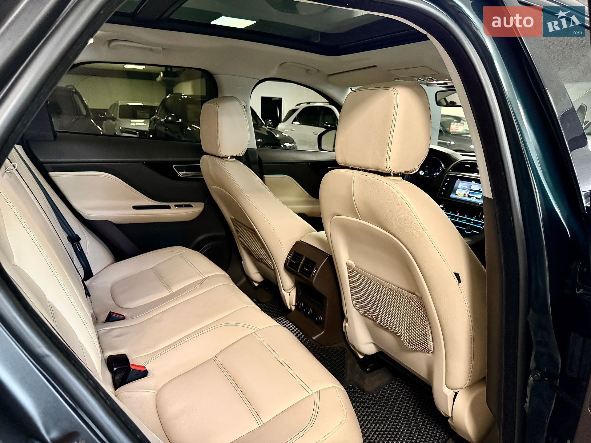 Jaguar F-Pace 2017 VIN SADCA2BNXJA290486 фото оголошення 64 з 81