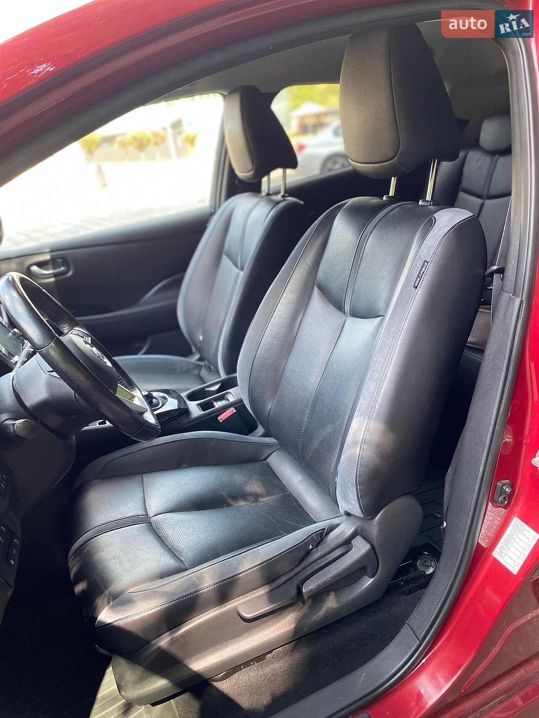 Nissan Leaf 2018 VIN SJNFAAZE1U0024690 фото оголошення 21 з 43