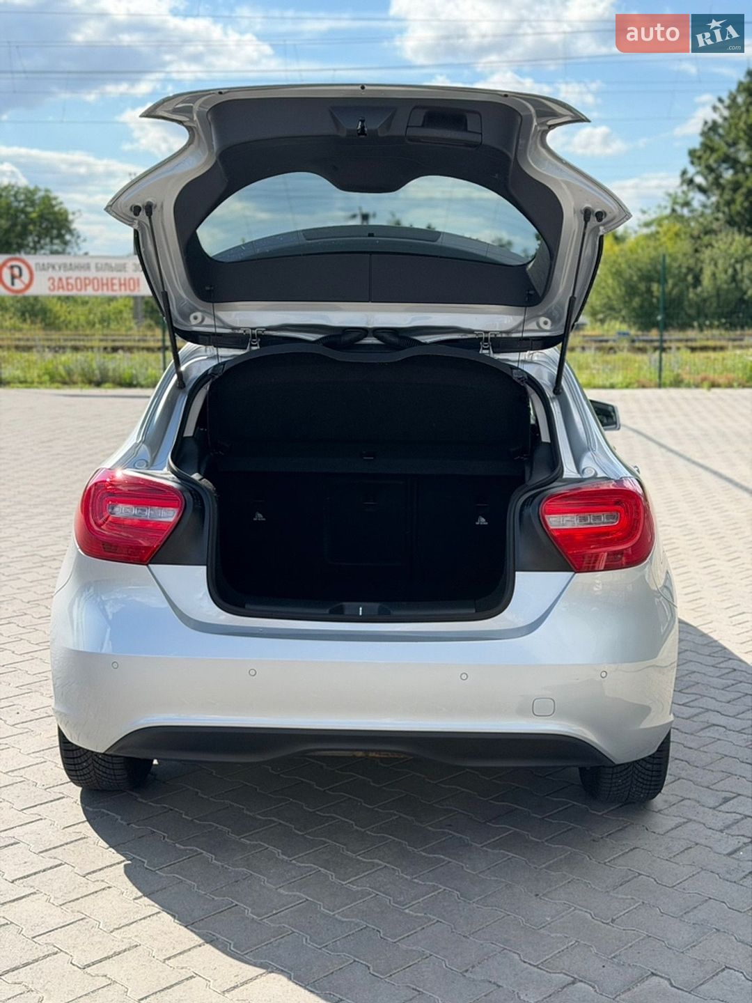 Mercedes-Benz A-Class 2013 VIN WDD1760421J155130 фото оголошення 12 з 21