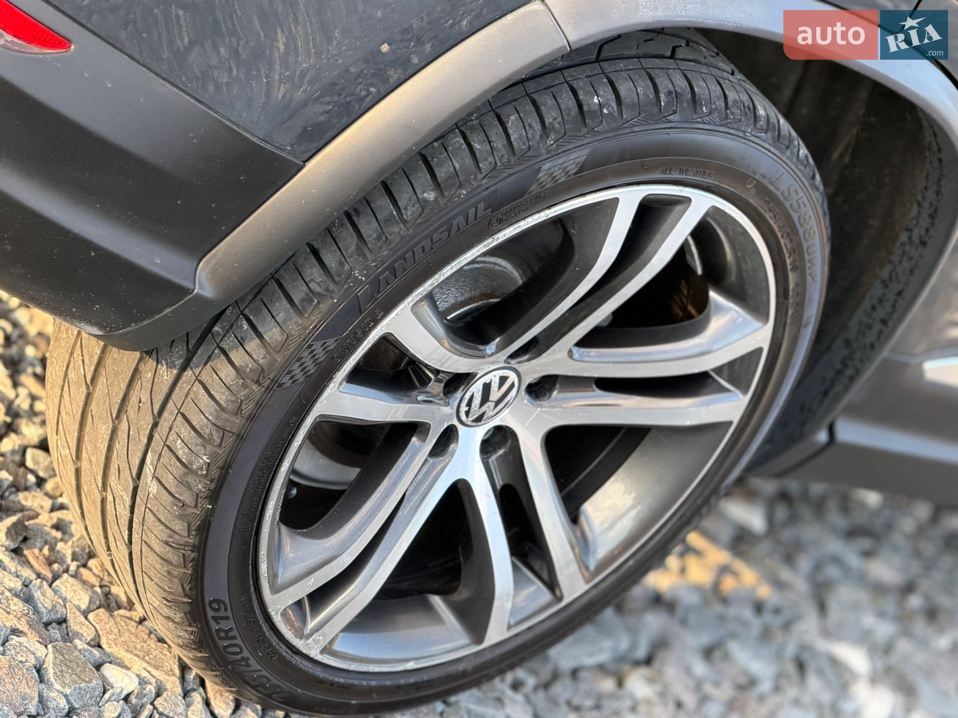 Volkswagen Tiguan 2011 VIN WVGZZZ5NZAW078343 фото оголошення 16 з 33