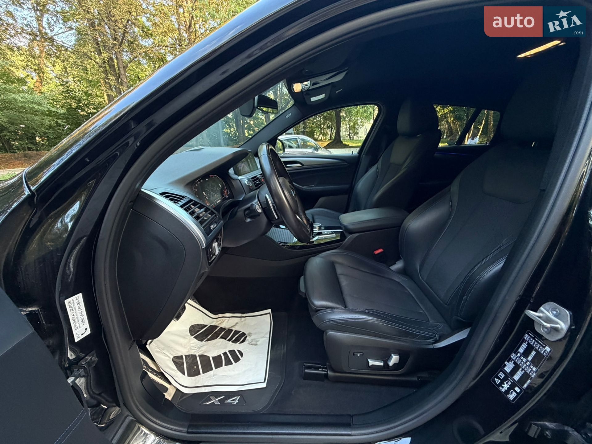 BMW X4 2021 VIN WBAUJ710309H22693 фото оголошення 25 з 49