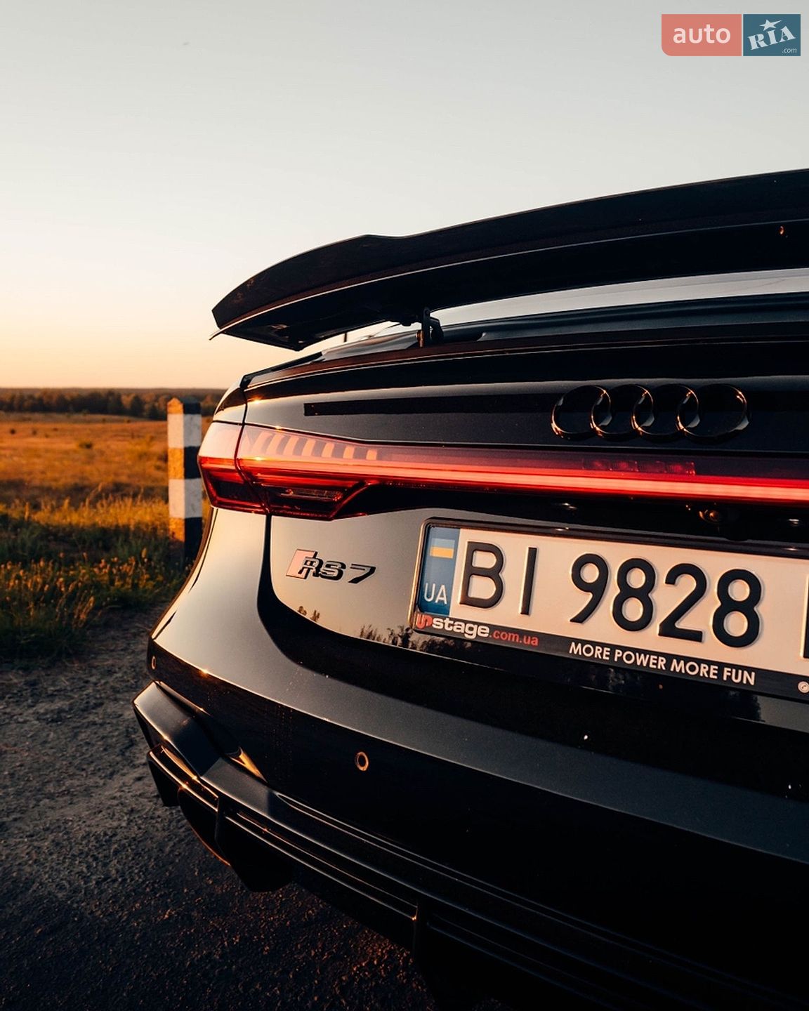 Audi RS7 Sportback 2021 VIN WUAPCBF29NN900323 фото оголошення 6 з 12