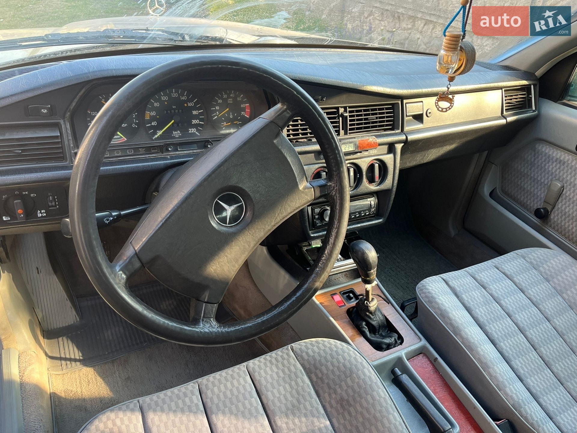 Mercedes-Benz 190 1989 VIN WDB2010241F583338 фото оголошення 6 з 7