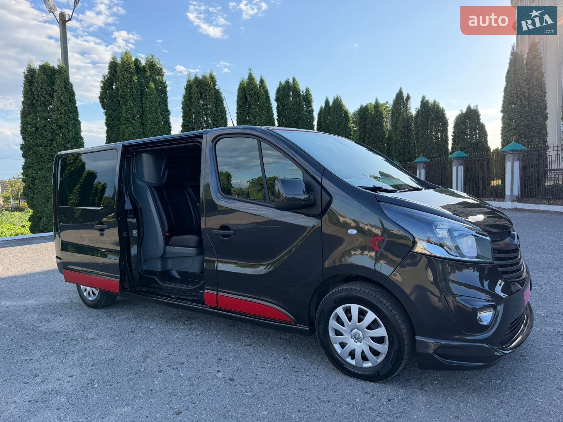 Opel Vivaro 2019 VIN W0VF7E604KV630187 фото оголошення 50 з 107