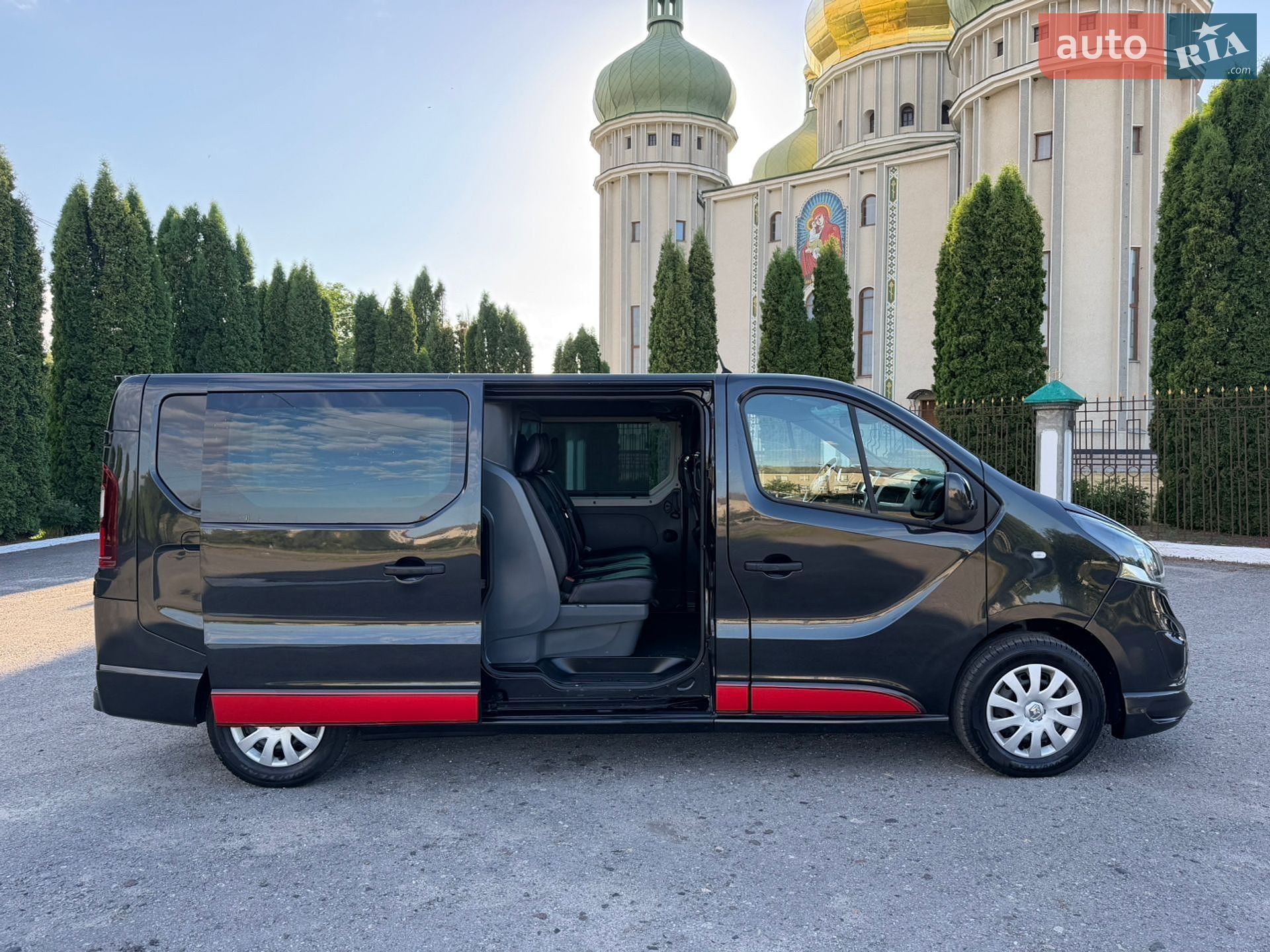 Opel Vivaro 2019 VIN W0VF7E604KV630187 фото оголошення 53 з 107