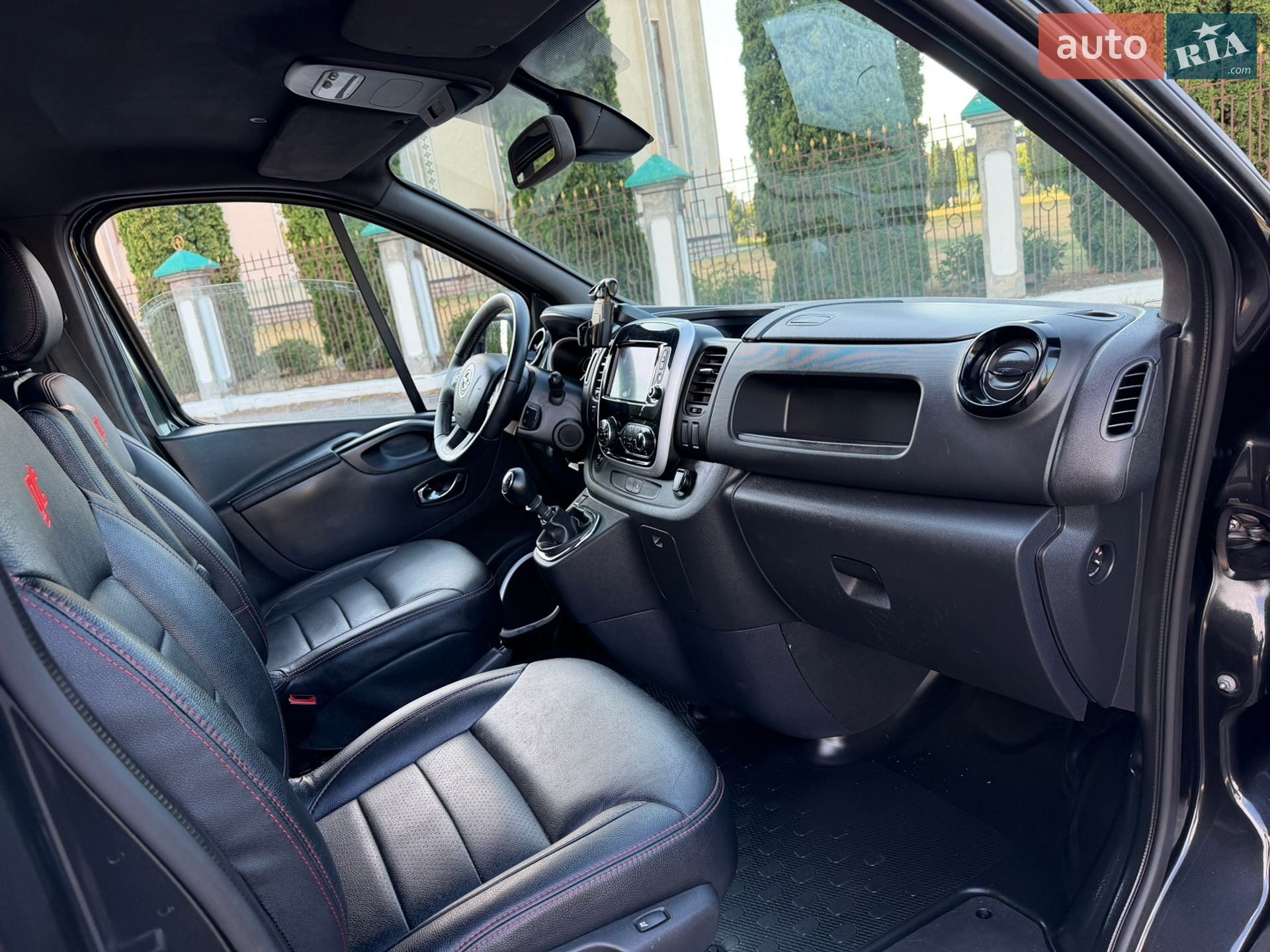 Opel Vivaro 2019 VIN W0VF7E604KV630187 фото оголошення 58 з 107