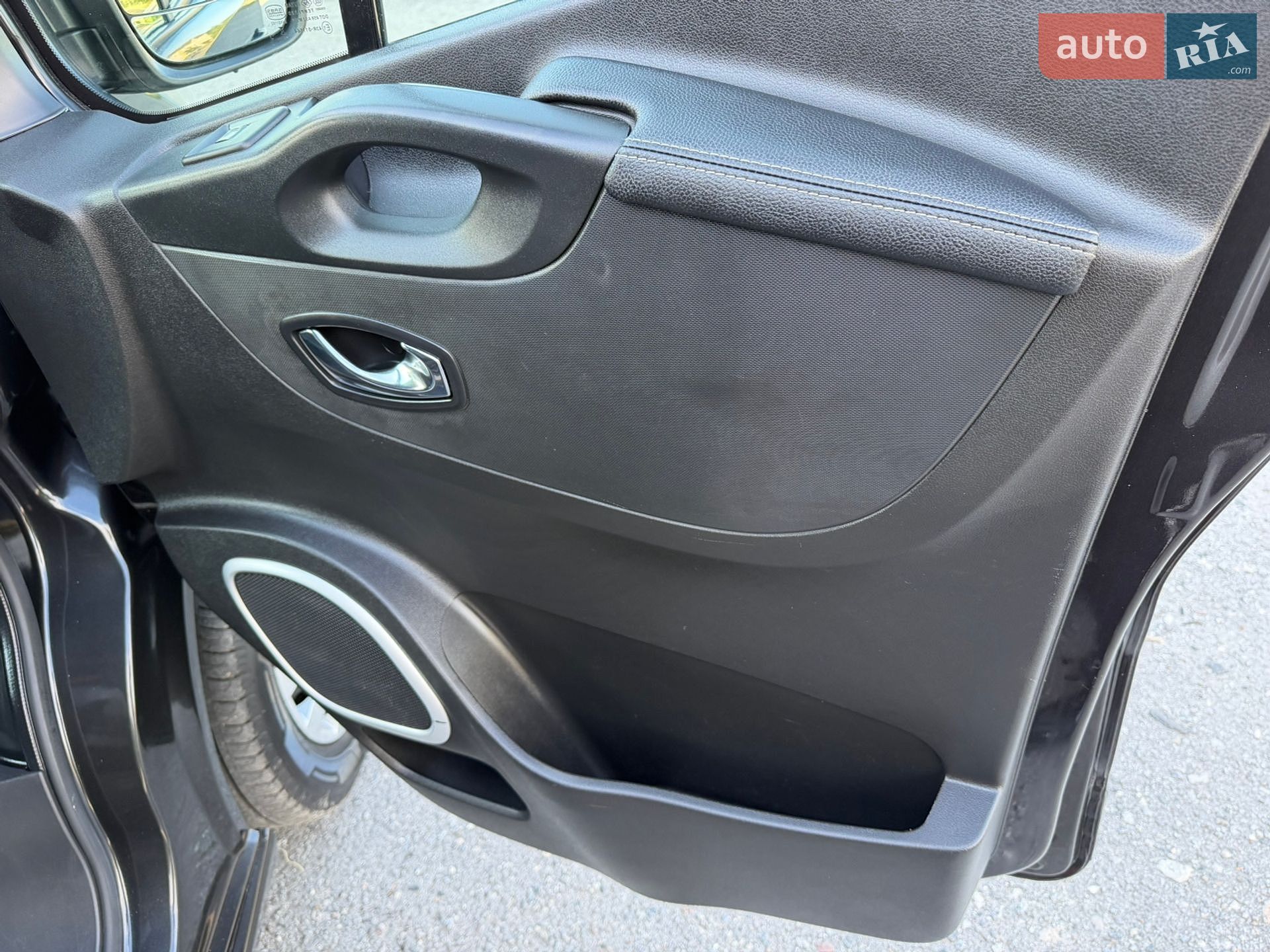 Opel Vivaro 2019 VIN W0VF7E604KV630187 фото оголошення 60 з 107