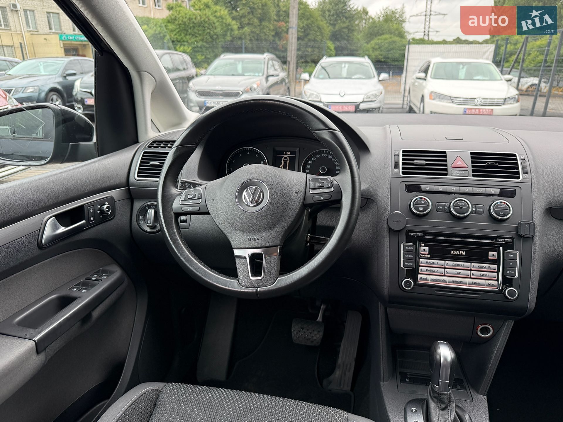 Volkswagen Touran 2015 VIN WVGZZZ1TZFW051057 фото оголошення 8 з 24
