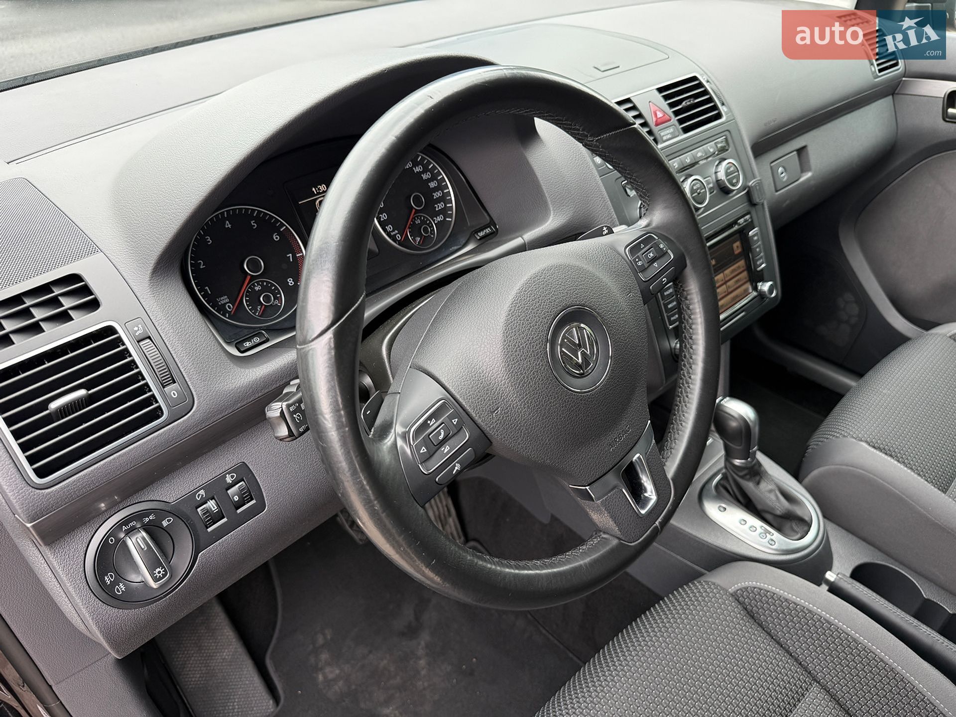 Volkswagen Touran 2015 VIN WVGZZZ1TZFW051057 фото оголошення 13 з 24
