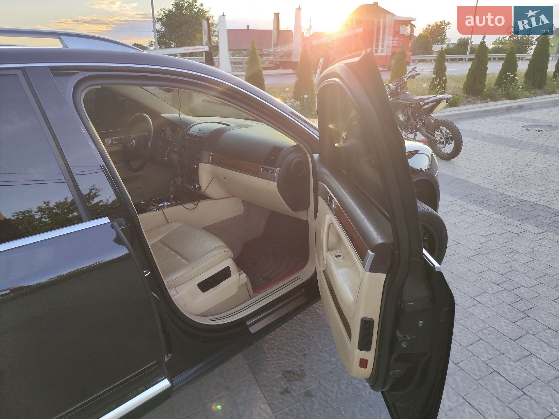 Volkswagen Touareg 2007 VIN WVGZZZ7LZ7D071994 фото оголошення 3 з 20