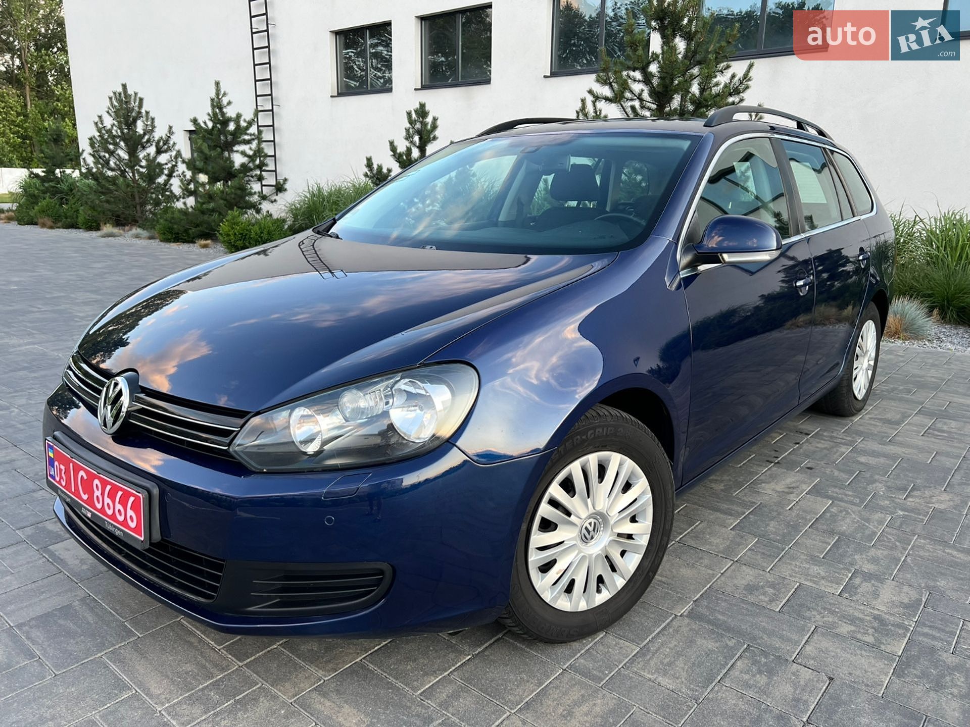 Volkswagen Golf 2010 VIN WVWZZZ1KZAM669785 фото оголошення 2 з 85