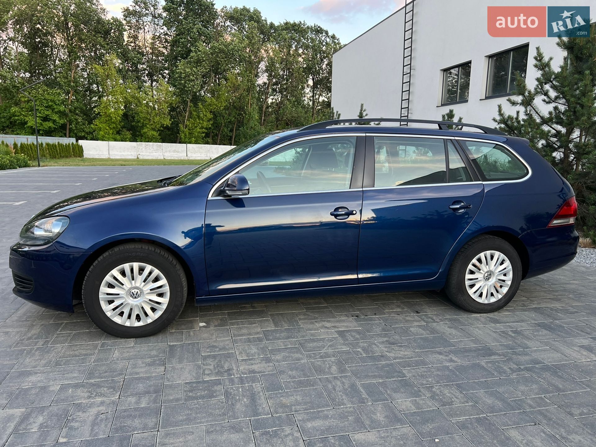 Volkswagen Golf 2010 VIN WVWZZZ1KZAM669785 фото оголошення 10 з 85