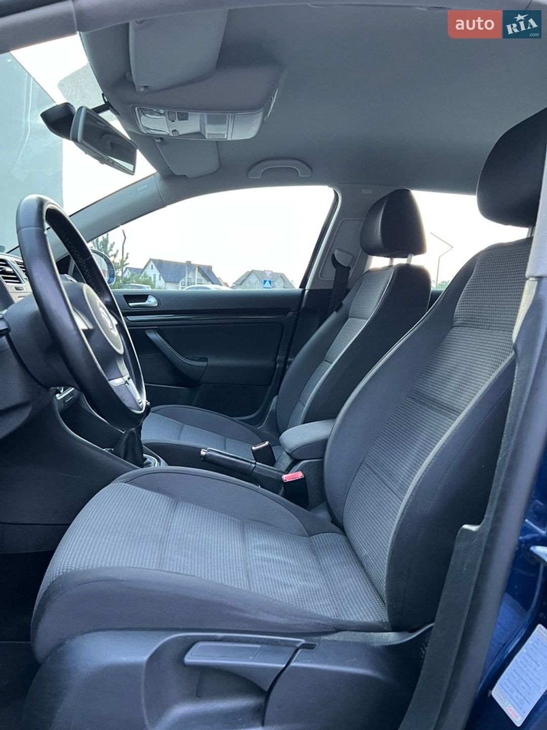 Volkswagen Golf 2010 VIN WVWZZZ1KZAM669785 фото оголошення 48 з 85