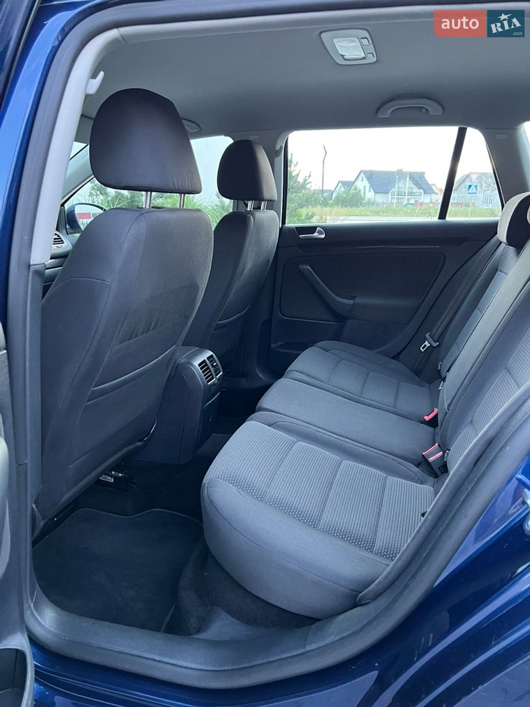 Volkswagen Golf 2010 VIN WVWZZZ1KZAM669785 фото оголошення 68 з 85