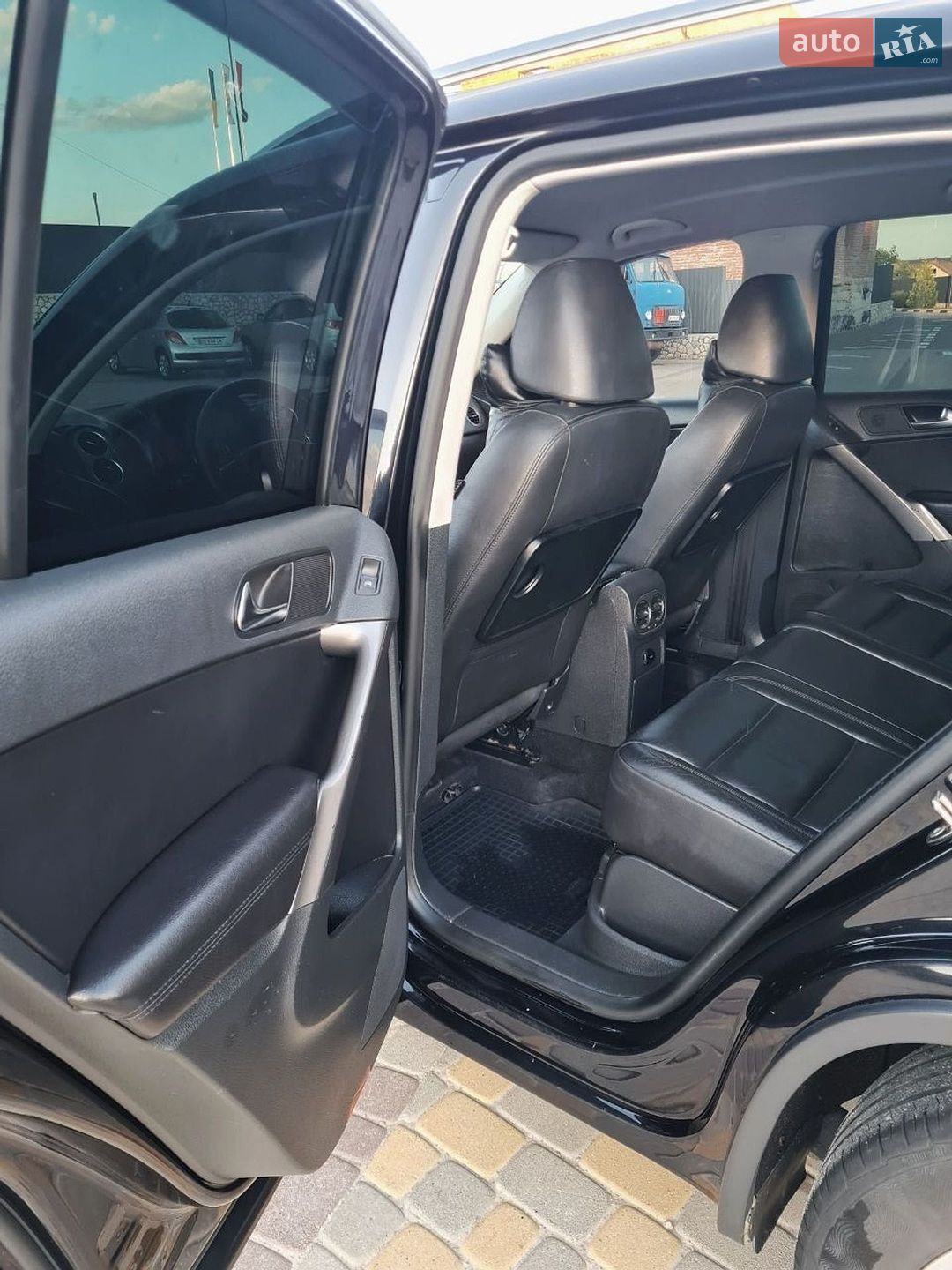 Volkswagen Tiguan 2008 VIN WVGZZZ5NZ9W065408 фото оголошення 9 з 15