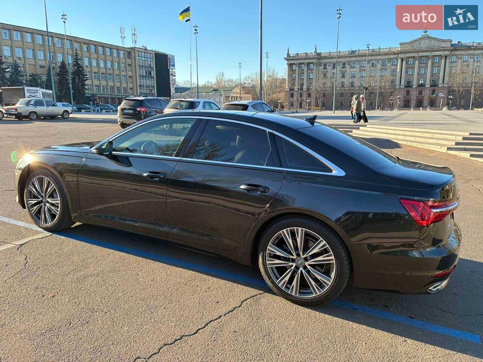 Audi A6 2019 VIN WAUD8AF29LN049713 фото оголошення 12 з 21