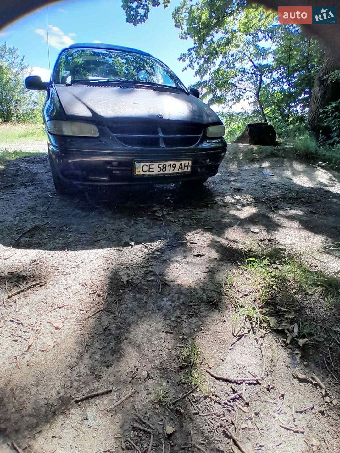 Dodge Caravan 2000 VIN 1C4GYN7M3YU522882 фото оголошення 2 з 24