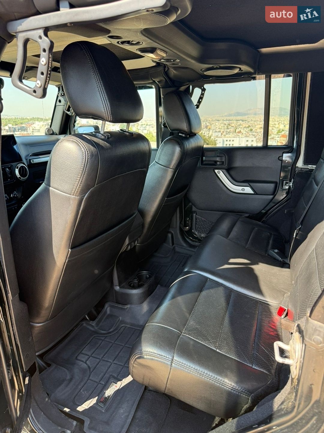 Jeep Wrangler 2012 VIN 1C4BJWEGXCL239251 фото оголошення 12 з 36