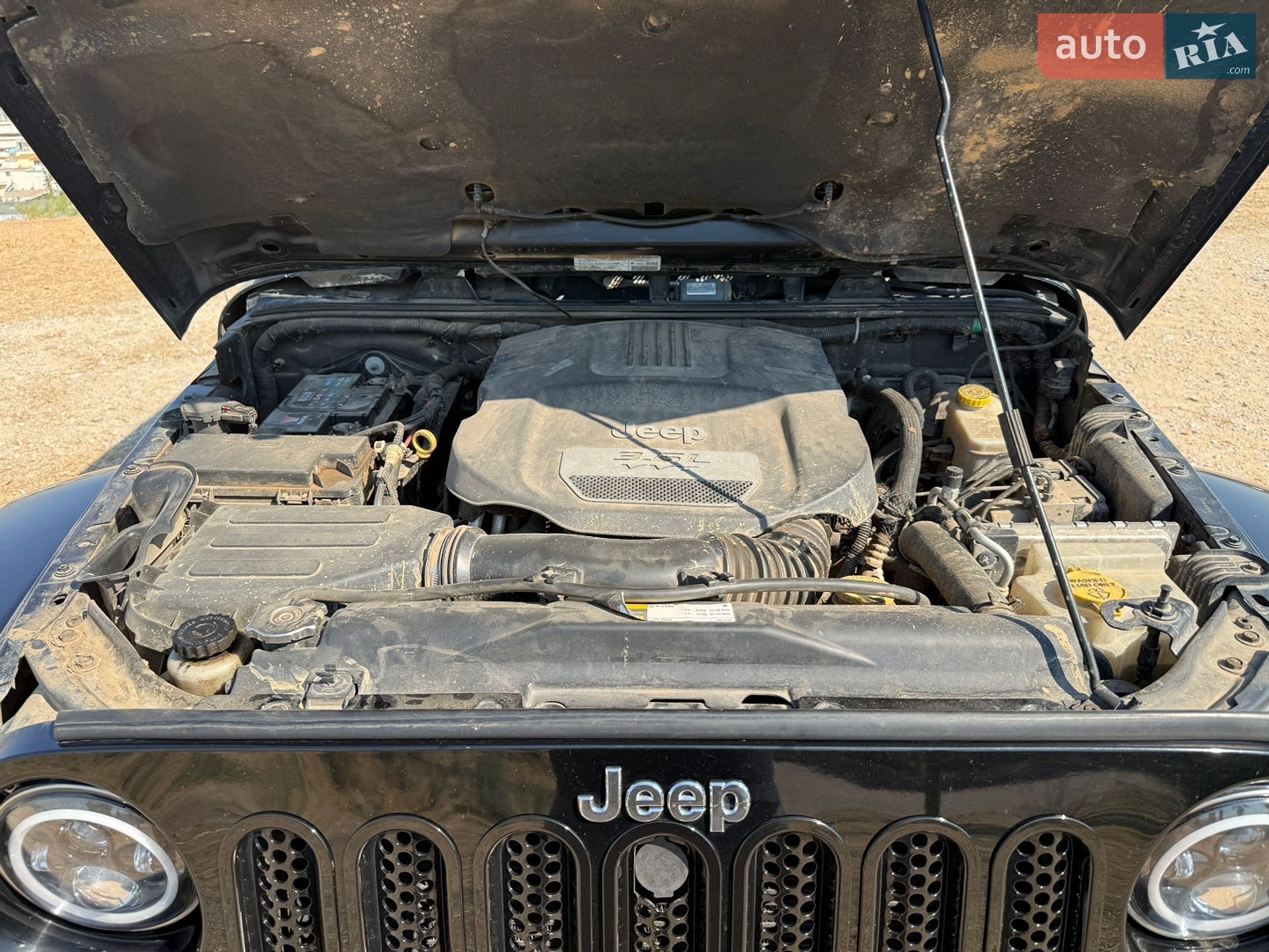Jeep Wrangler 2012 VIN 1C4BJWEGXCL239251 фото оголошення 24 з 36