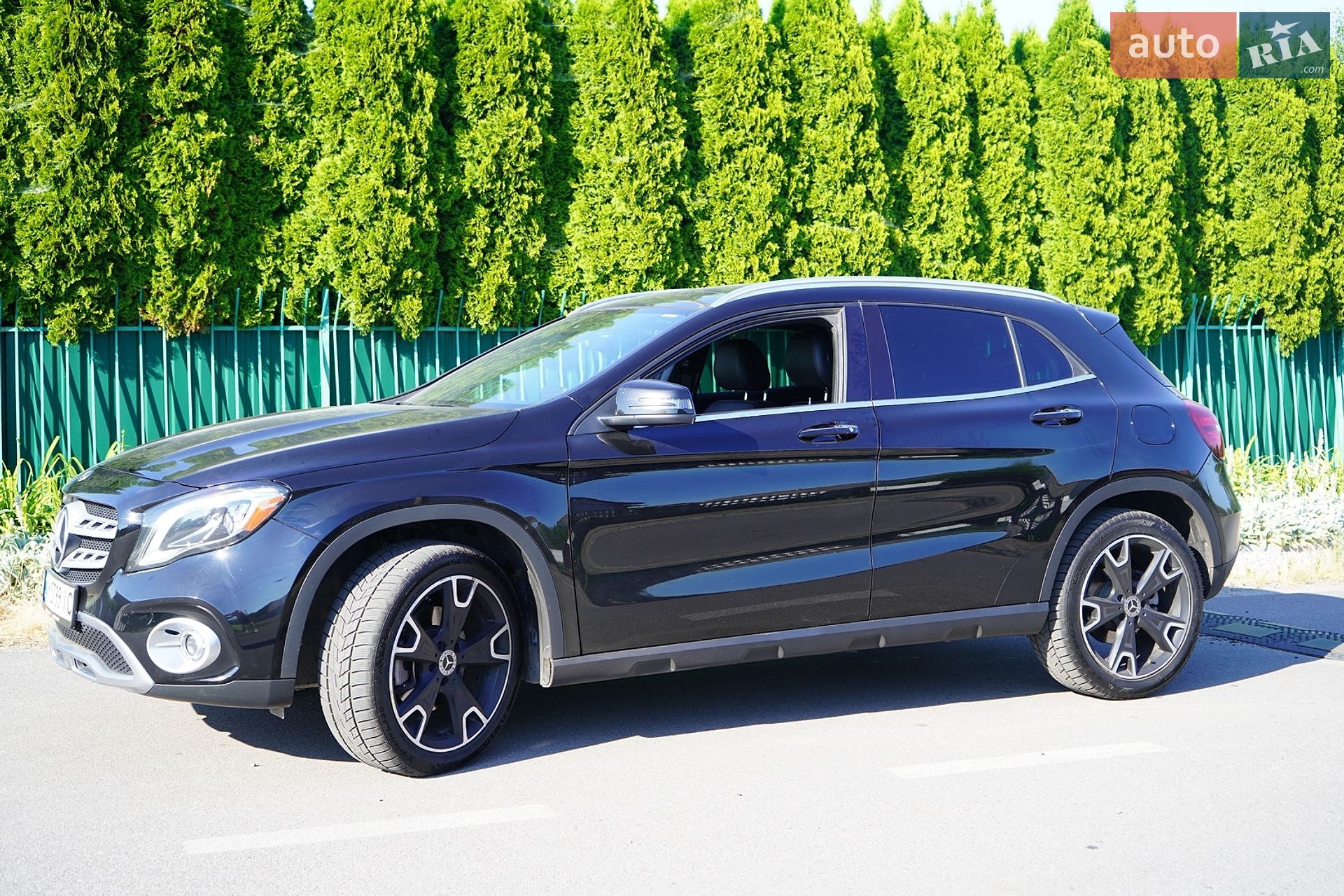 Mercedes-Benz GLA-Class 2019 VIN WDCTG4EB9KU011658 фото оголошення 4 з 15