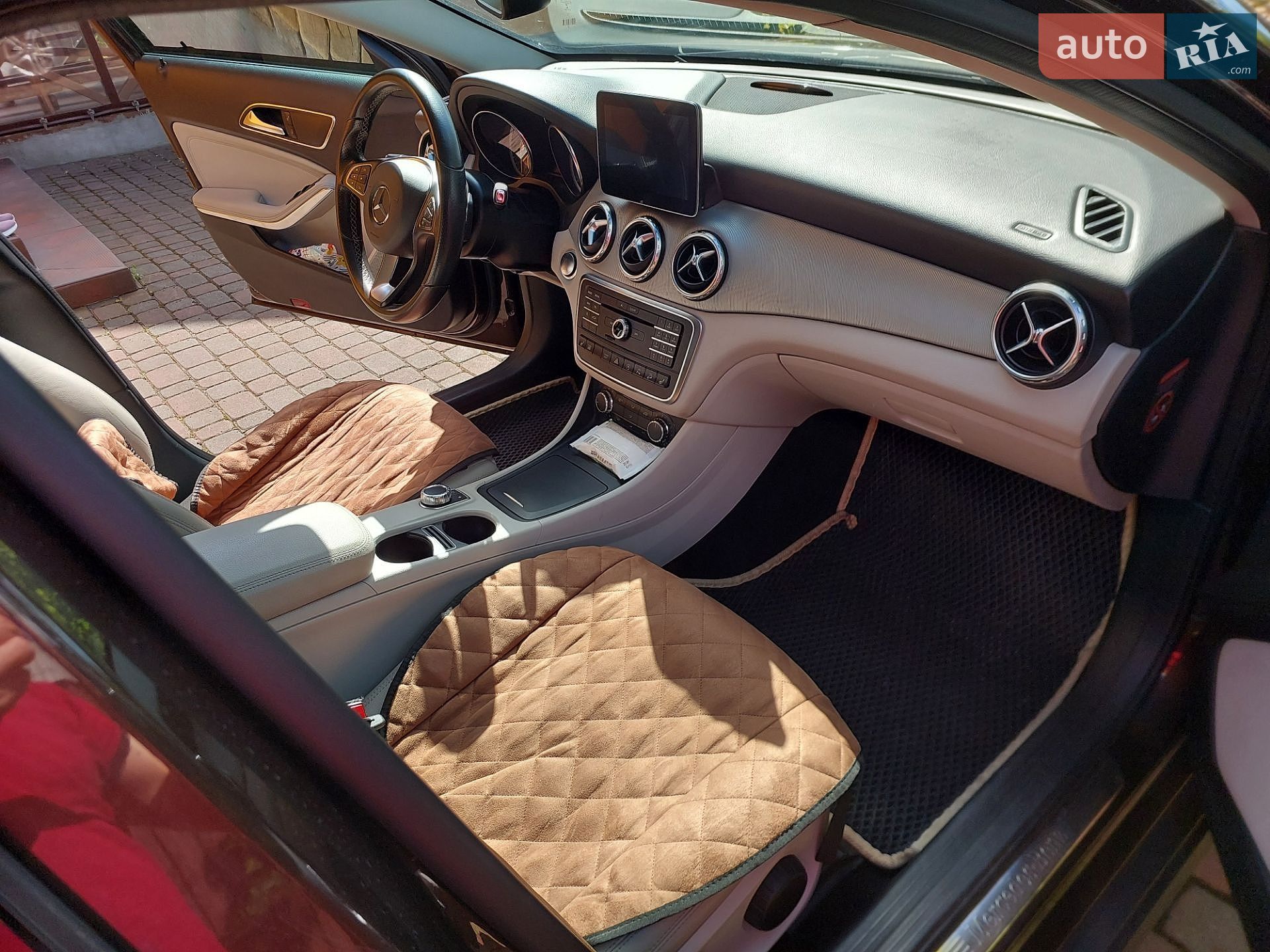 Mercedes-Benz GLA-Class 2016 VIN WDC1569051J326843 фото оголошення 6 з 12