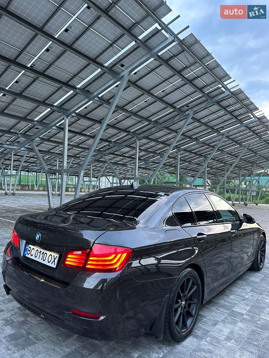 BMW 5 Series 2016 VIN WBA5A31040G369046 фото оголошення 4 з 9