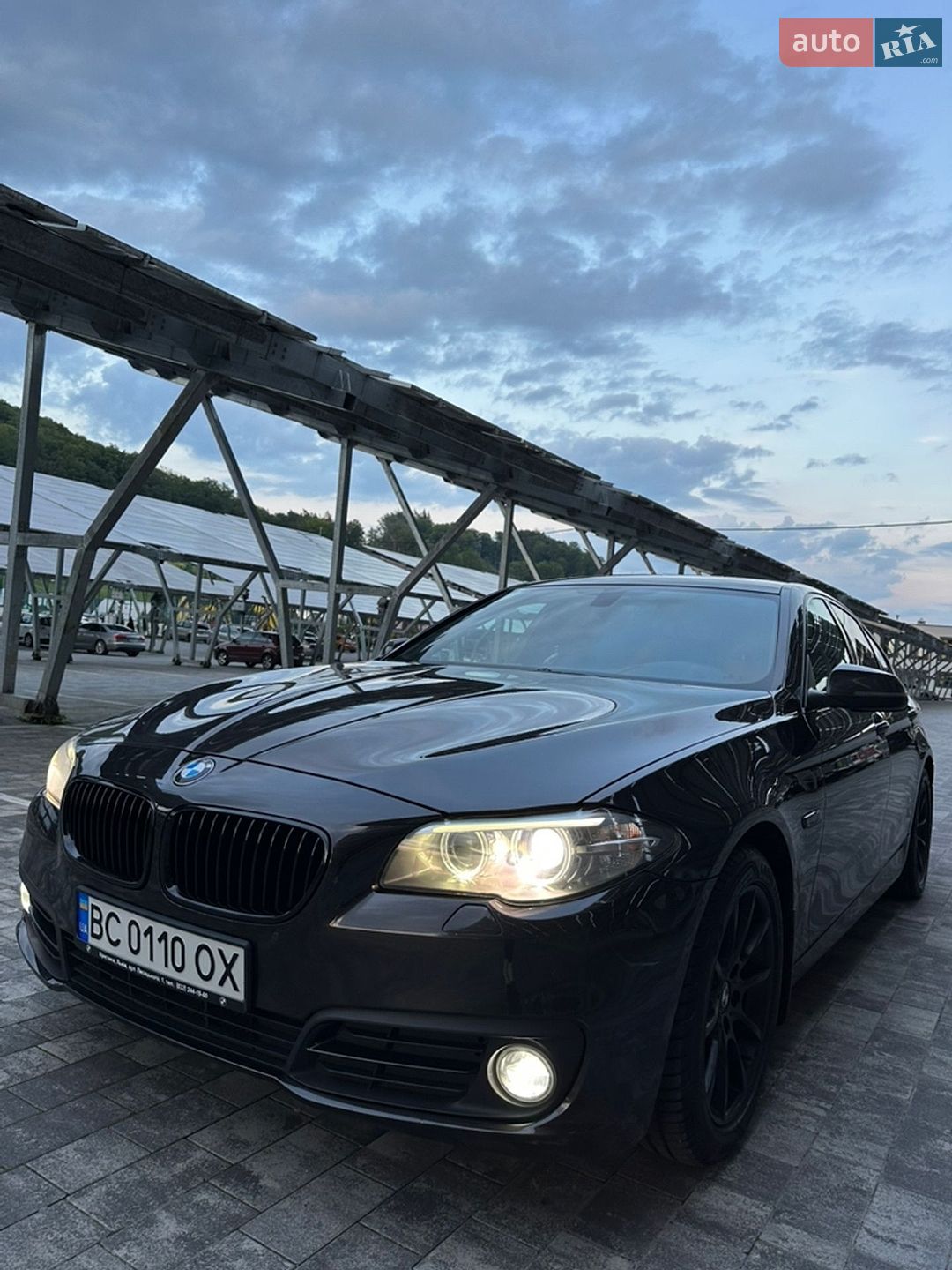 BMW 5 Series 2016 VIN WBA5A31040G369046 фото оголошення 2 з 9