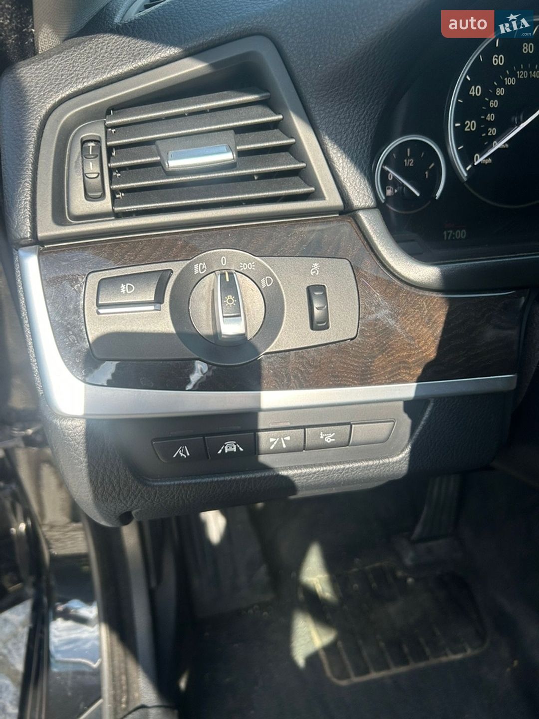 BMW 5 Series 2014 VIN WBA5B3C5XED536640 фото оголошення 17 з 20