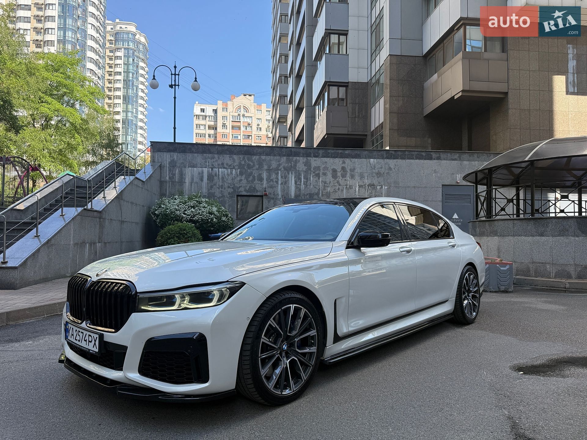 BMW 7 Series 2019 VIN WBA7U2C04LGM27801 фото оголошення 7 з 60