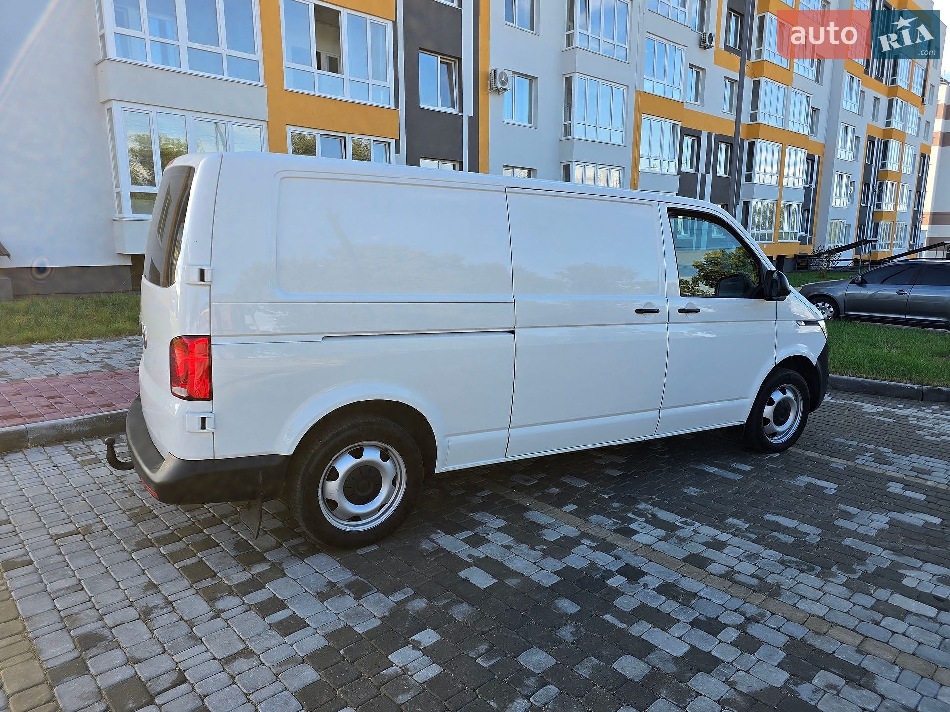 Volkswagen Transporter 2022 VIN WV1ZZZ7HZNH062328 фото оголошення 9 з 32
