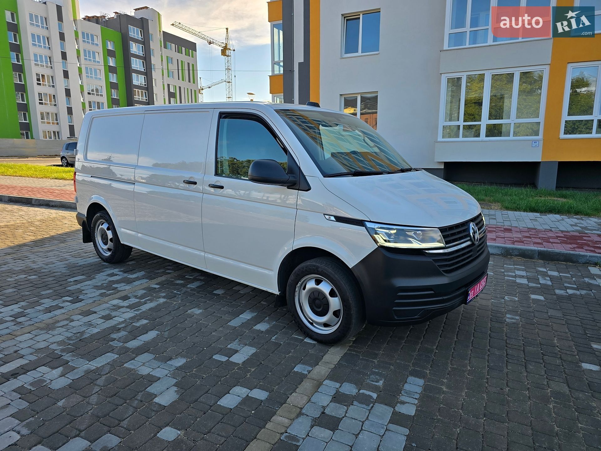 Volkswagen Transporter 2022 VIN WV1ZZZ7HZNH062328 фото оголошення 10 з 32