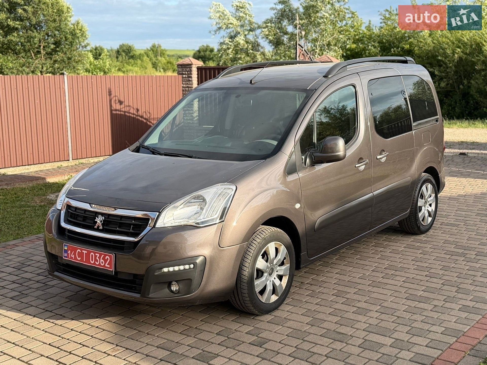 Peugeot Partner 2016 VIN VF37JBHY6GJ784281 фото оголошення 4 з 39