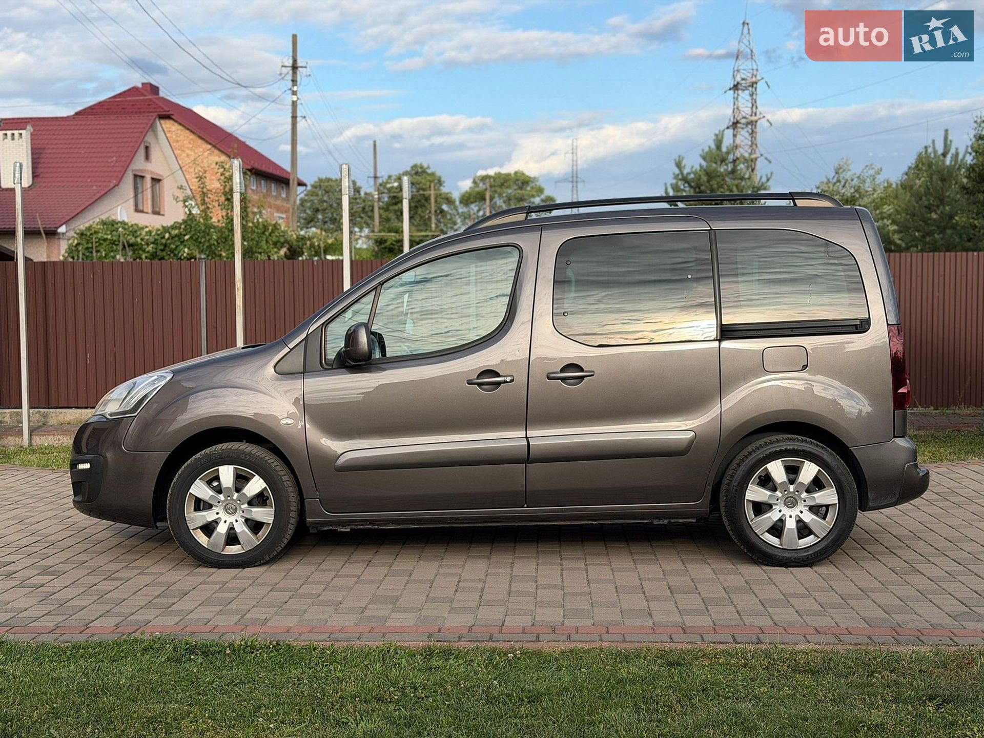 Peugeot Partner 2016 VIN VF37JBHY6GJ784281 фото оголошення 19 з 39